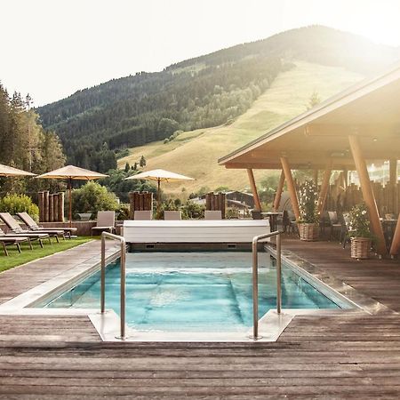 Hotel Sonnegg Saalbach-Hinterglemm Exteriör bild